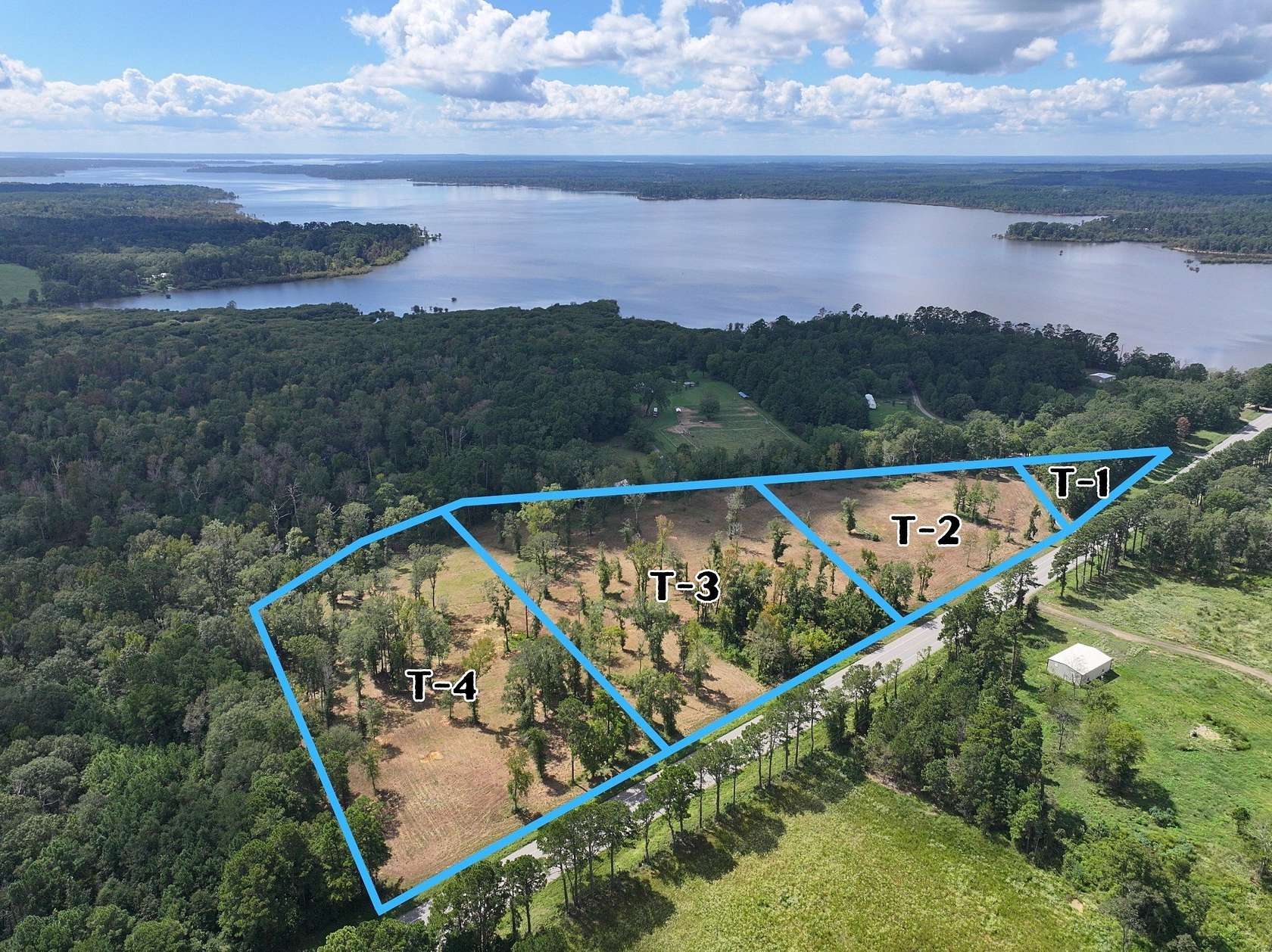 4.5 Acres of Residential Land for Sale in San Augustine, Texas