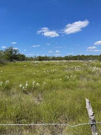 9.96 Acres of Residential Land for Sale in Hubbard, Texas