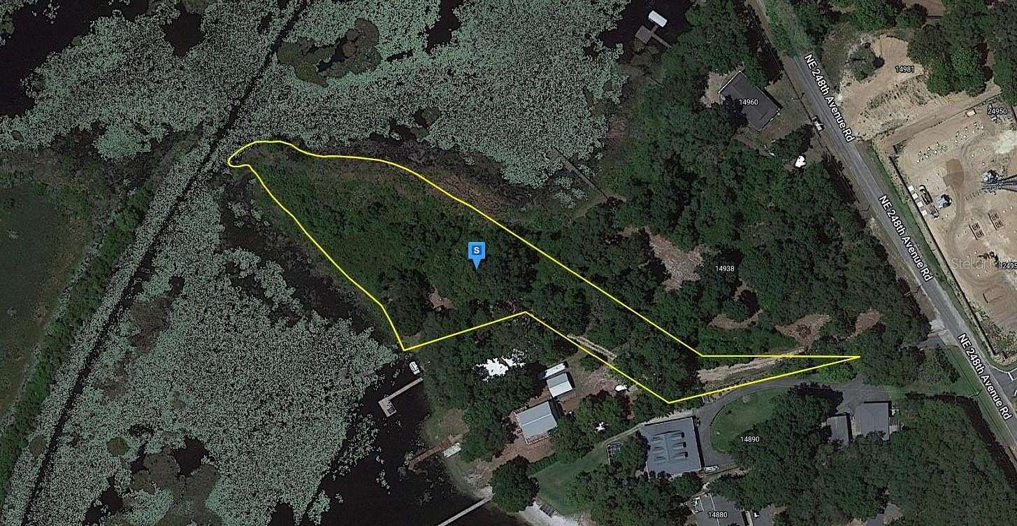 1.57 Acres of Residential Land for Sale in Fort McCoy, Florida