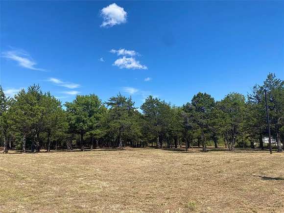 4.05 Acres of Residential Land for Sale in Gordonville, Texas