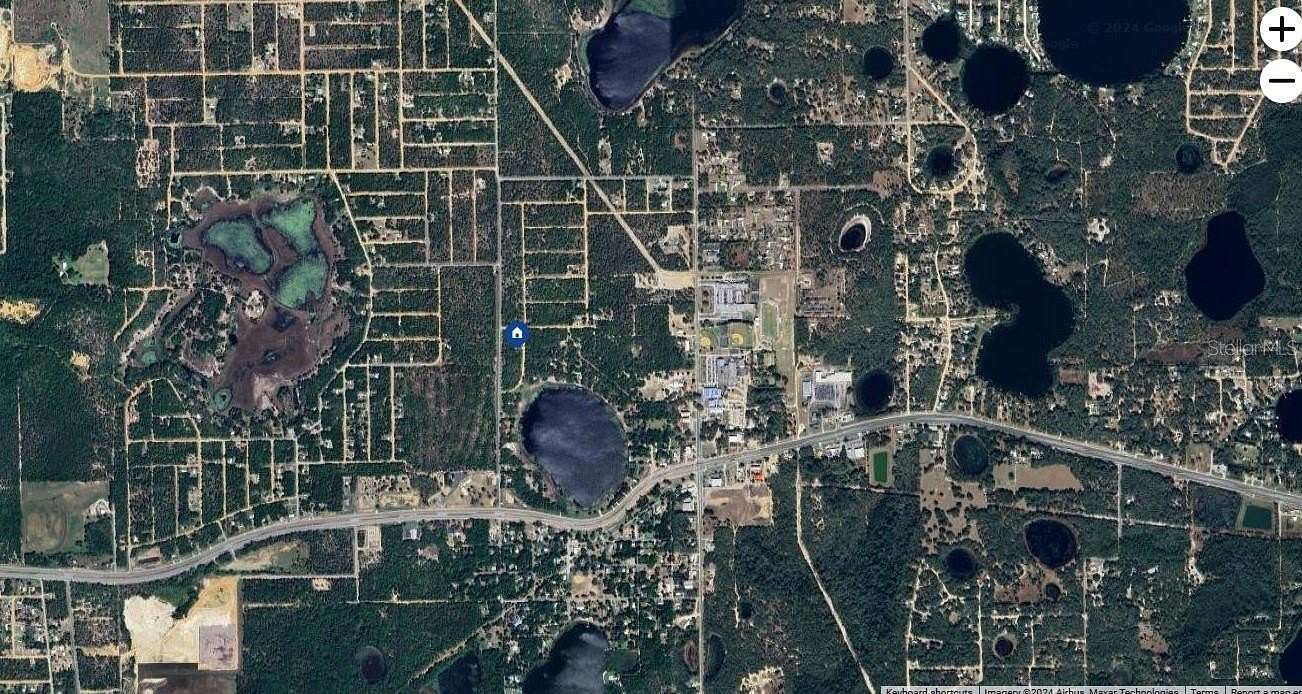 0.82 Acres of Residential Land for Sale in Hawthorne, Florida