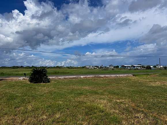 1.006 Acres of Residential Land for Sale in Rockport, Texas