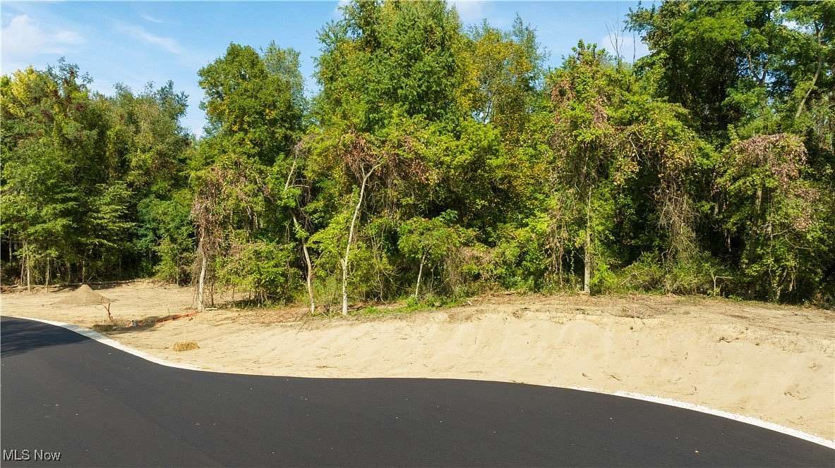 9 Acres of Residential Land for Sale in Uniontown, Ohio