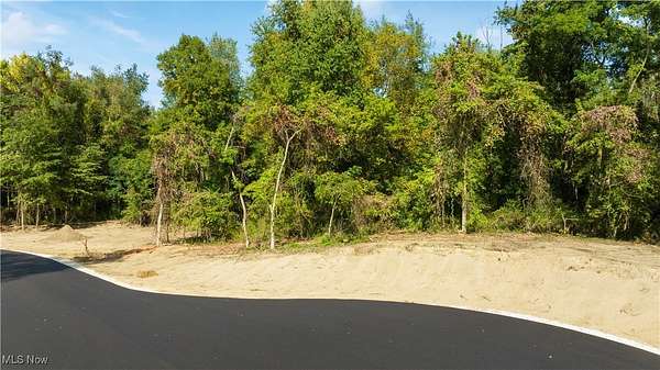 9 Acres of Residential Land for Sale in Uniontown, Ohio