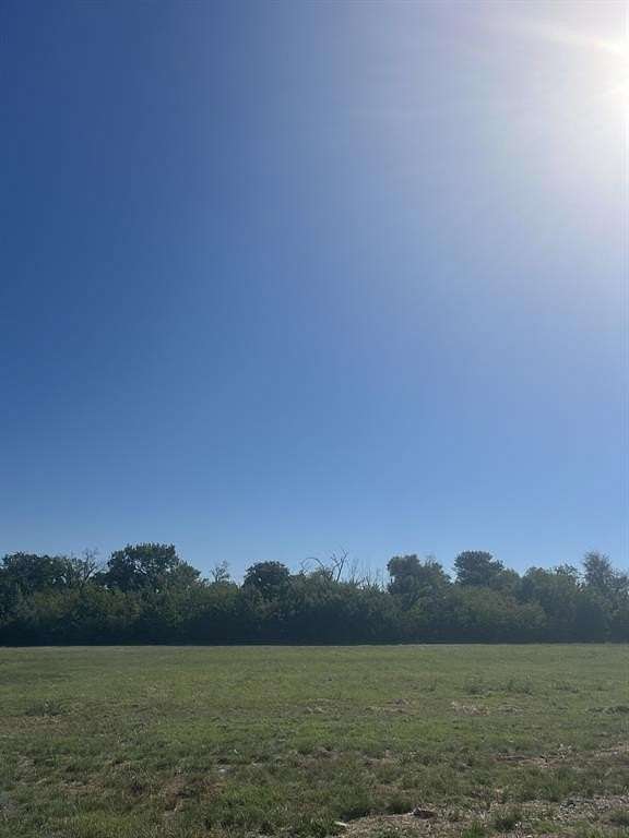 2.125 Acres of Residential Land for Sale in Peaster, Texas