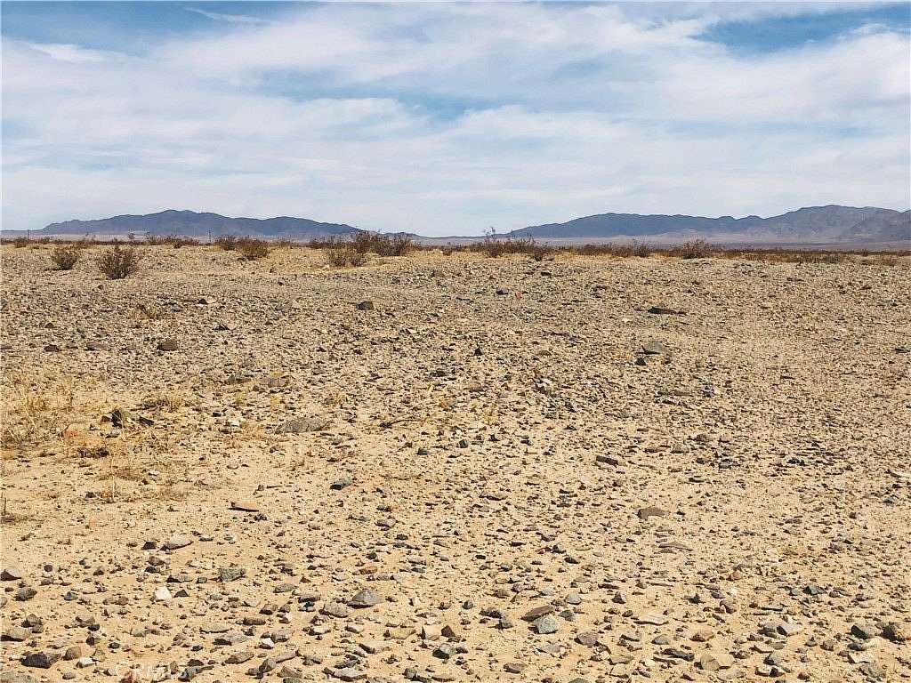 5 Acres of Land for Sale in Twentynine Palms, California