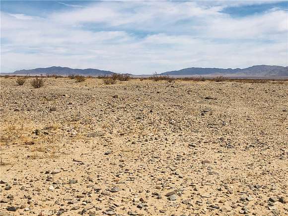 5 Acres of Land for Sale in Twentynine Palms, California