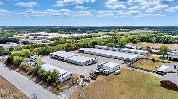 2.9 Acres of Commercial Land for Sale in Ardmore, Oklahoma