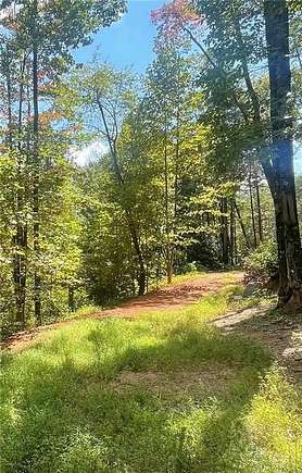 10.3 Acres of Land for Sale in Sautee-Nacoochee, Georgia