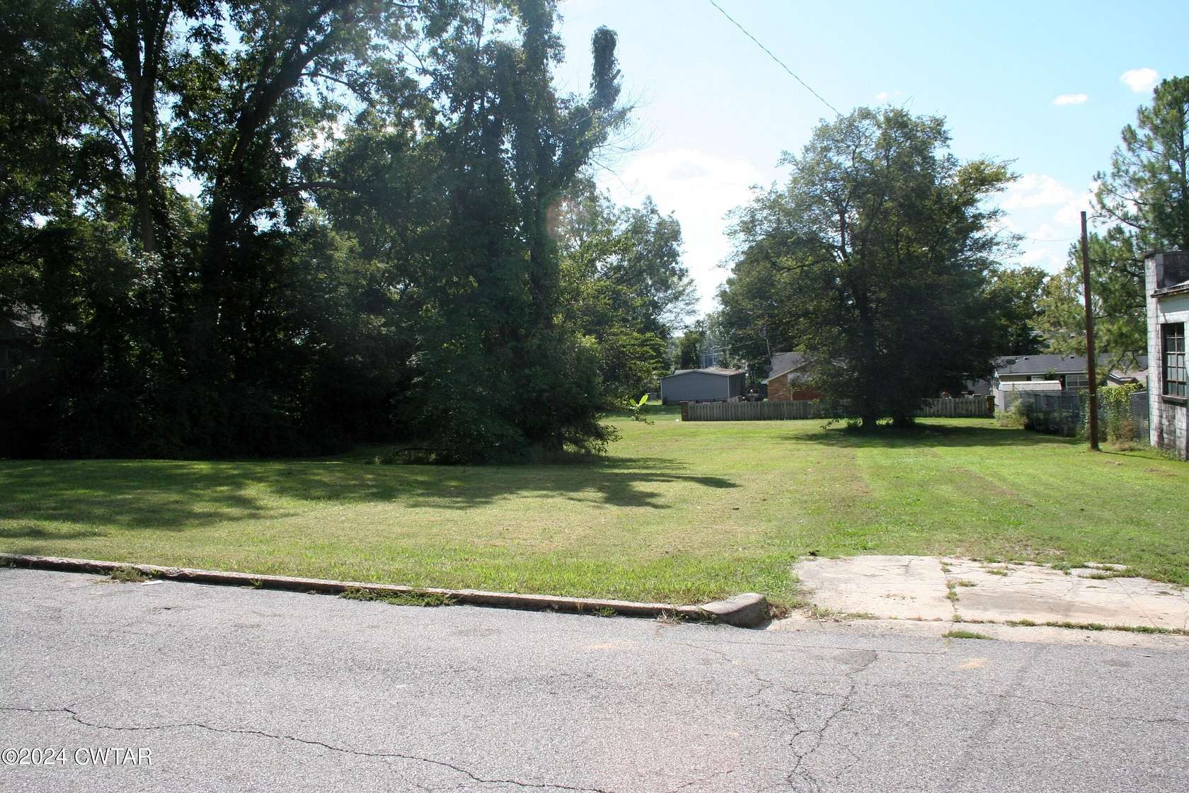 Commercial Land for Sale in Dyersburg, Tennessee