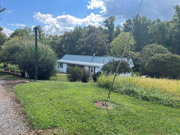 44 Acres of Land with Home for Sale in Ararat, Virginia