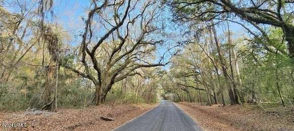 8.64 Acres of Land for Sale in Saint Helena Island, South Carolina