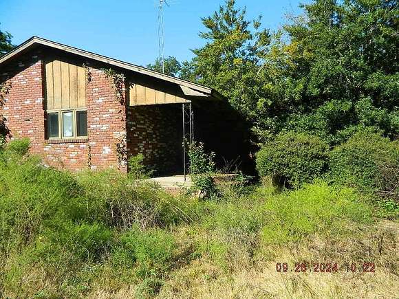 2 Acres of Residential Land with Home for Sale in Forrest City, Arkansas