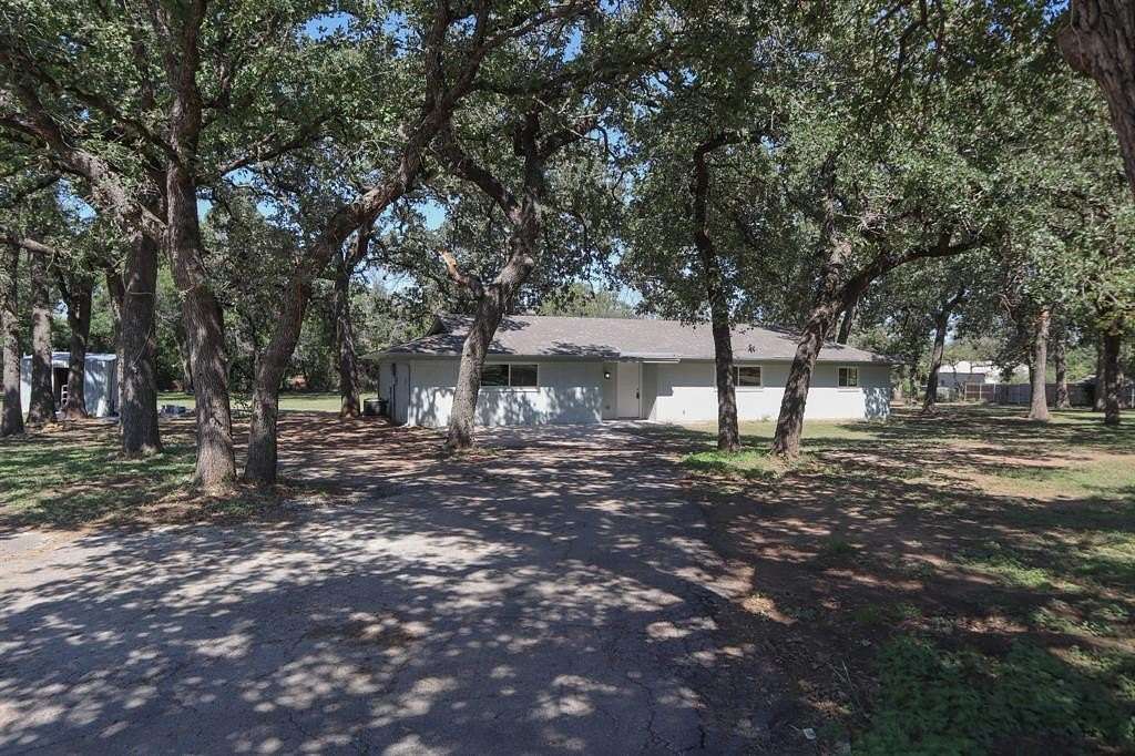 2.42 Acres of Residential Land with Home for Sale in Springtown, Texas