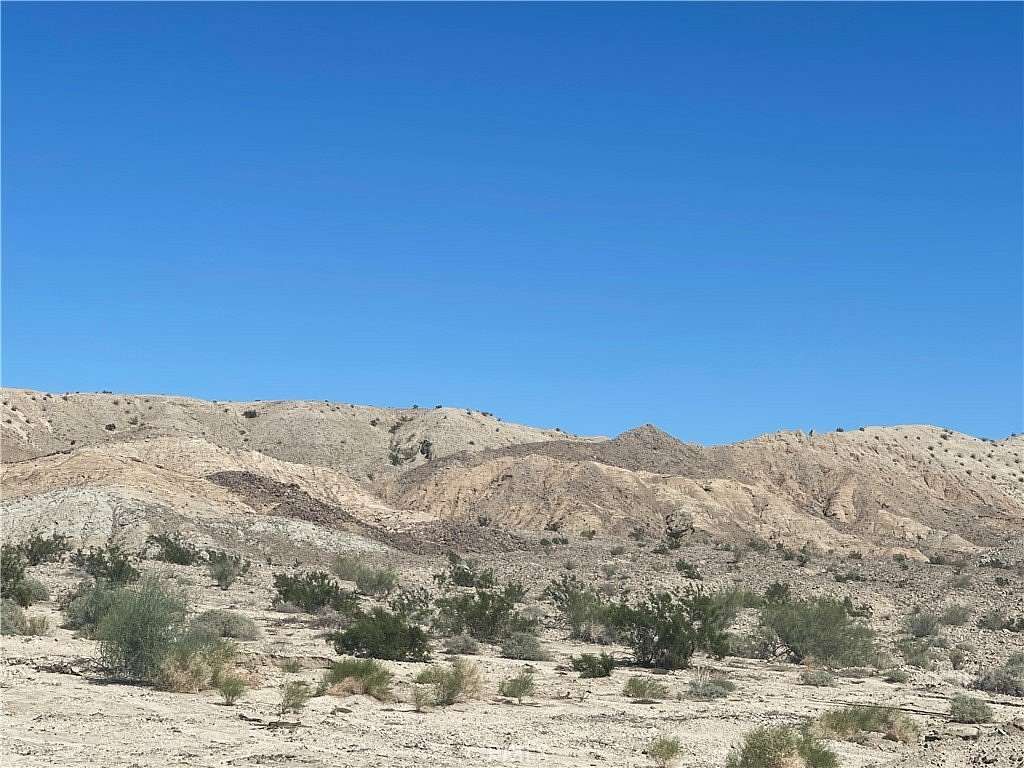 5 Acres of Land for Sale in Coachella, California