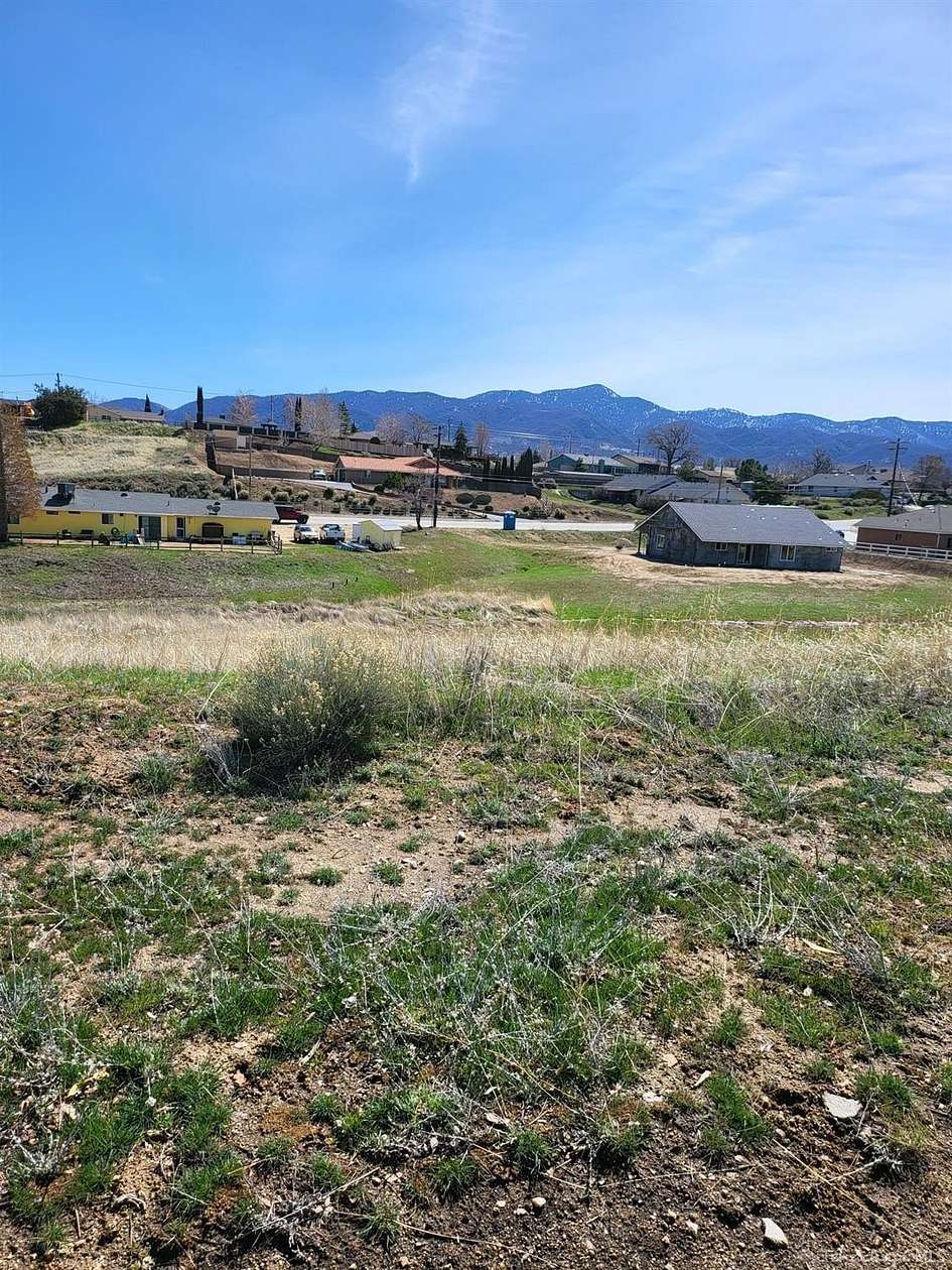 0.47 Acres of Residential Land for Sale in Tehachapi, California