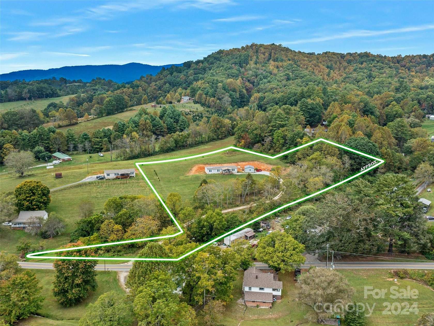 4 Acres of Residential Land with Home for Sale in Snow Creek Township, North Carolina