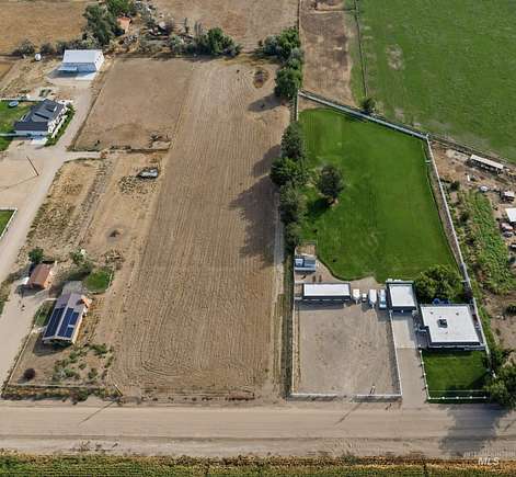 4.34 Acres of Residential Land with Home for Sale in Wilder, Idaho