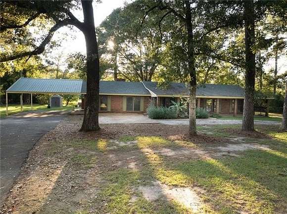 26.5 Acres of Land with Home for Sale in Oakdale, Louisiana