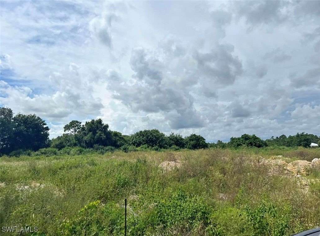 1.25 Acres of Residential Land for Sale in LaBelle, Florida