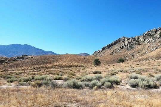 40 Acres of Land for Sale in Onyx, California