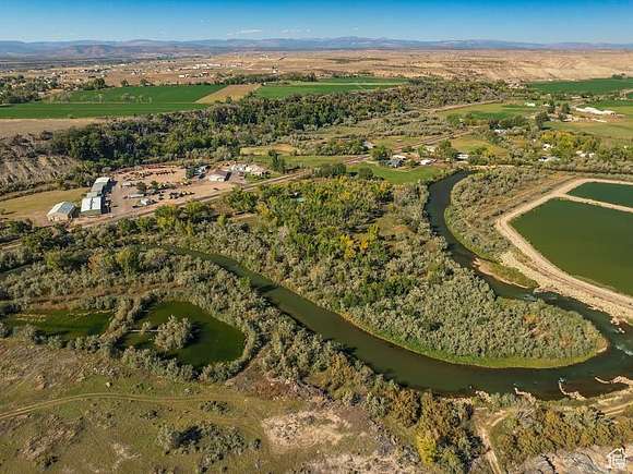 9.71 Acres of Land with Home for Sale in Duchesne, Utah