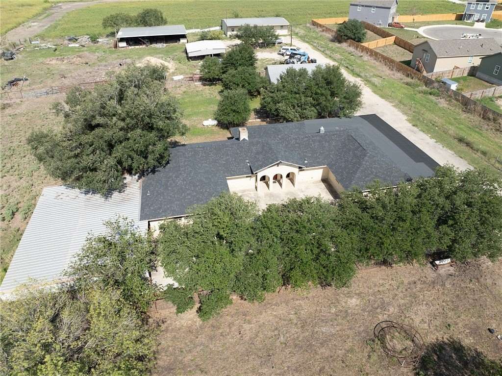 4.77 Acres of Residential Land with Home for Sale in San Antonio, Texas