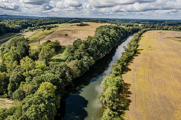 24.6 Acres of Agricultural Land for Sale in Delano, Tennessee