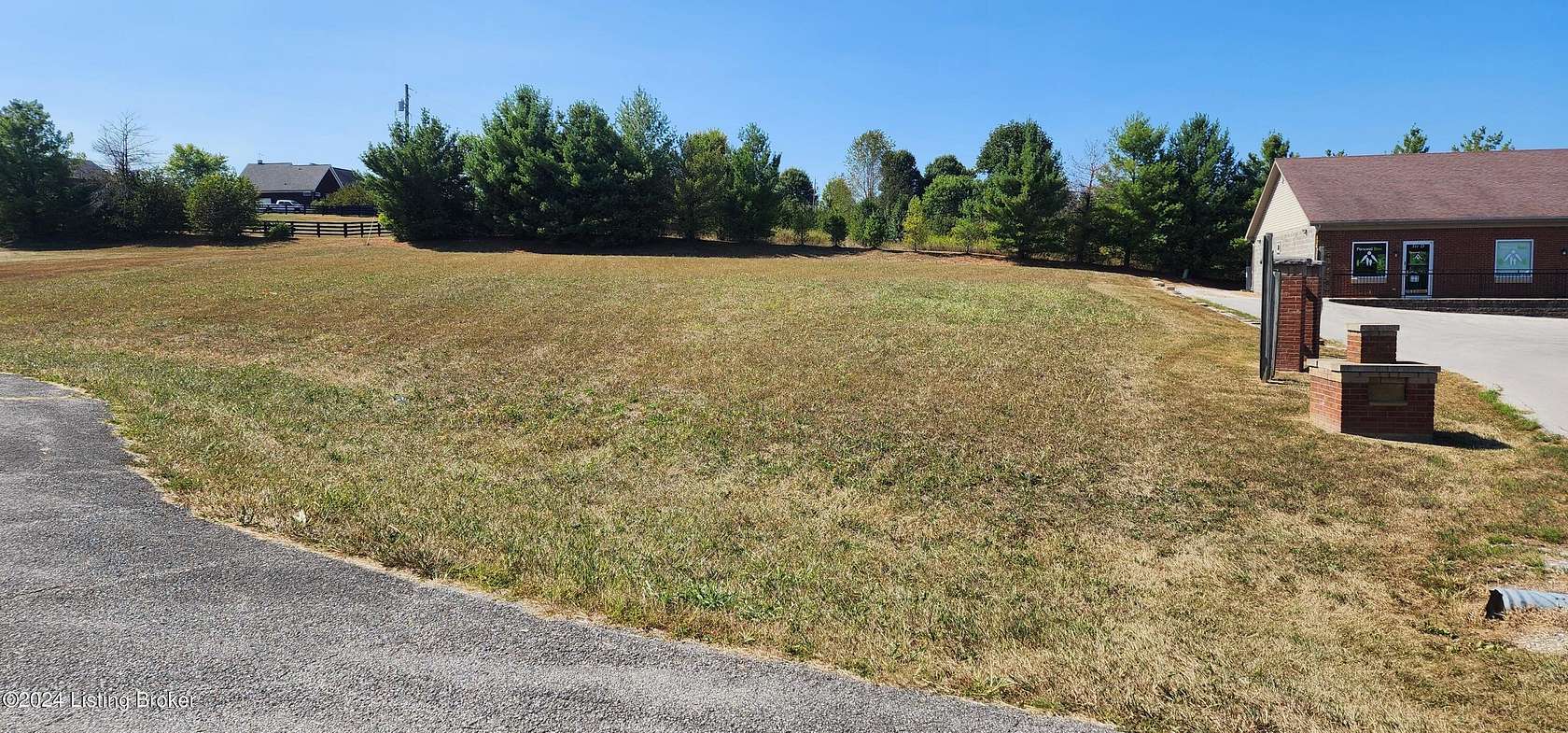 1 Acre of Mixed-Use Land for Sale in Fisherville, Kentucky