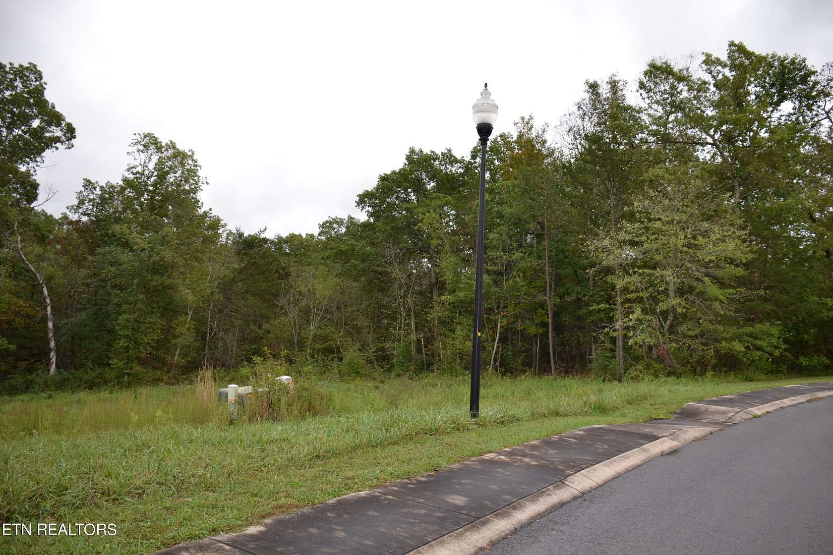 0.84 Acres of Residential Land for Sale in Crossville, Tennessee