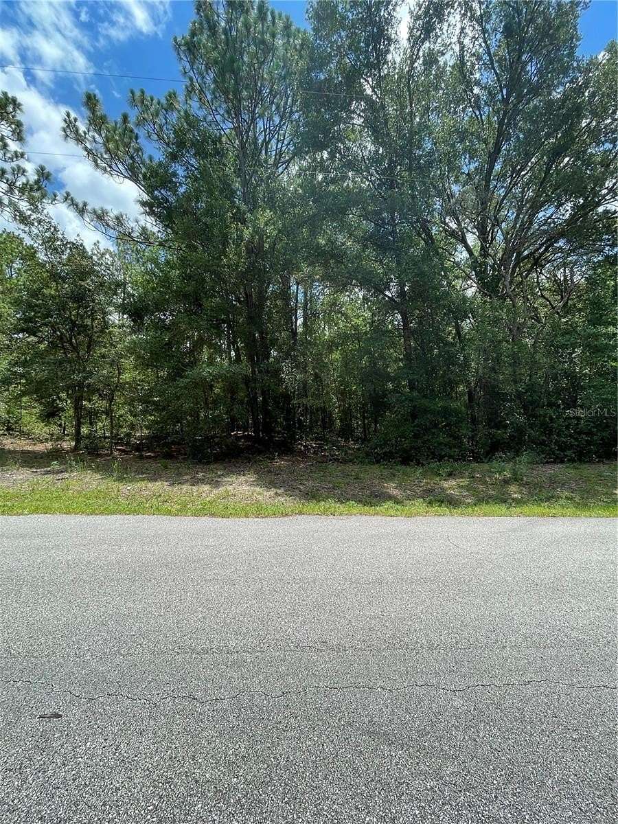 0.9 Acres of Residential Land for Sale in Dunnellon, Florida