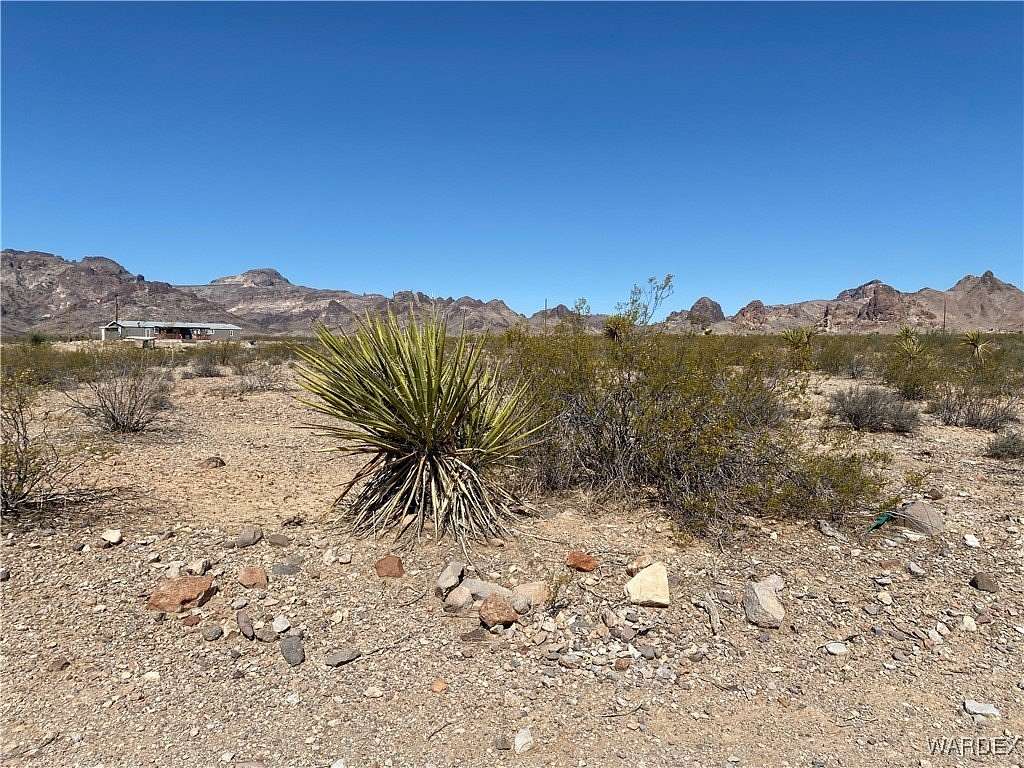 2.35 Acres of Residential Land for Sale in Golden Valley, Arizona