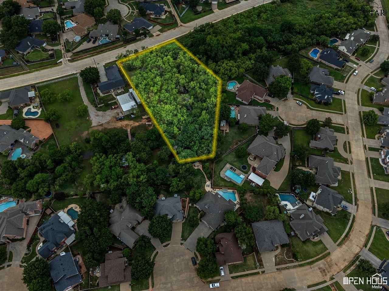 1.39 Acres of Residential Land for Sale in Wichita Falls, Texas