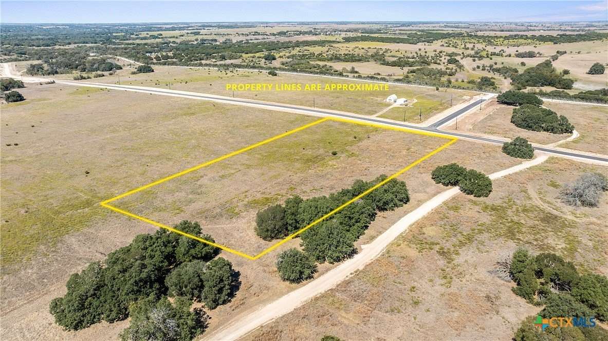 5 Acres of Residential Land for Sale in Oglesby, Texas