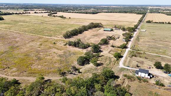 6.64 Acres of Recreational Land for Sale in Ponca City, Oklahoma