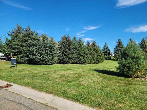 0.28 Acres of Residential Land for Sale in Lapeer, Michigan