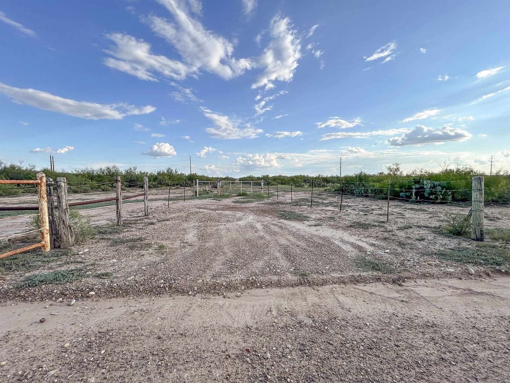 60.05 Acres of Land for Sale in Laredo, Texas