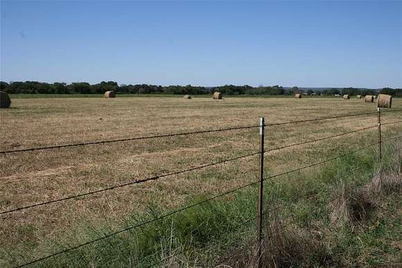 70.143 Acres of Agricultural Land for Sale in Mineral Wells, Texas