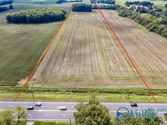 18 Acres of Commercial Land for Sale in Town Creek, Alabama