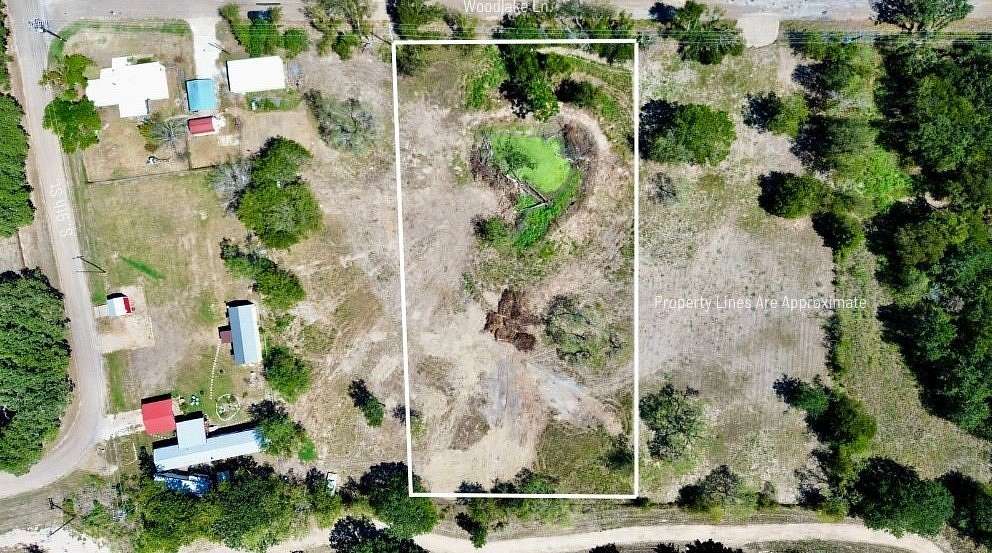 1.3 Acres of Residential Land for Sale in Axtell, Texas