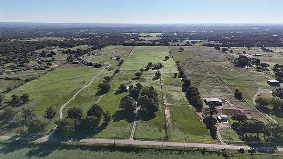 22 Acres of Land for Sale in Boyd, Texas