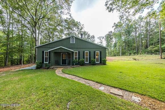 2.78 Acres of Residential Land with Home for Sale in Forsyth, Georgia