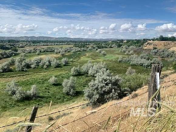 24 Acres of Agricultural Land for Sale in Emmett, Idaho