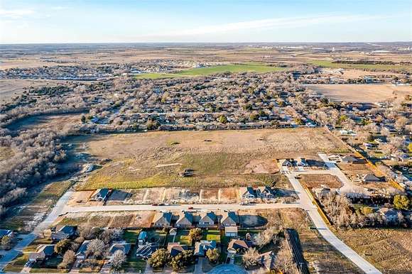 19 Acres of Land for Sale in Cleburne, Texas