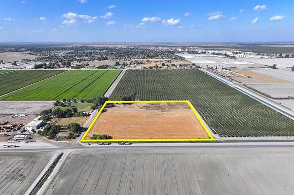 10 Acres of Land for Sale in Corcoran, California