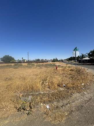 0.3 Acres of Mixed-Use Land for Sale in Madera, California