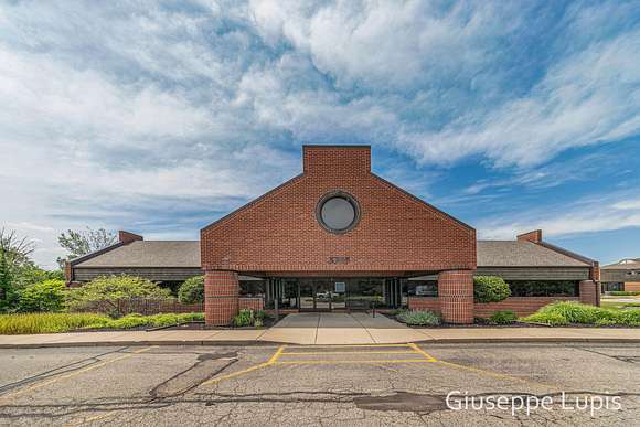 4.62 Acres of Improved Commercial Land for Lease in Grand Rapids, Michigan