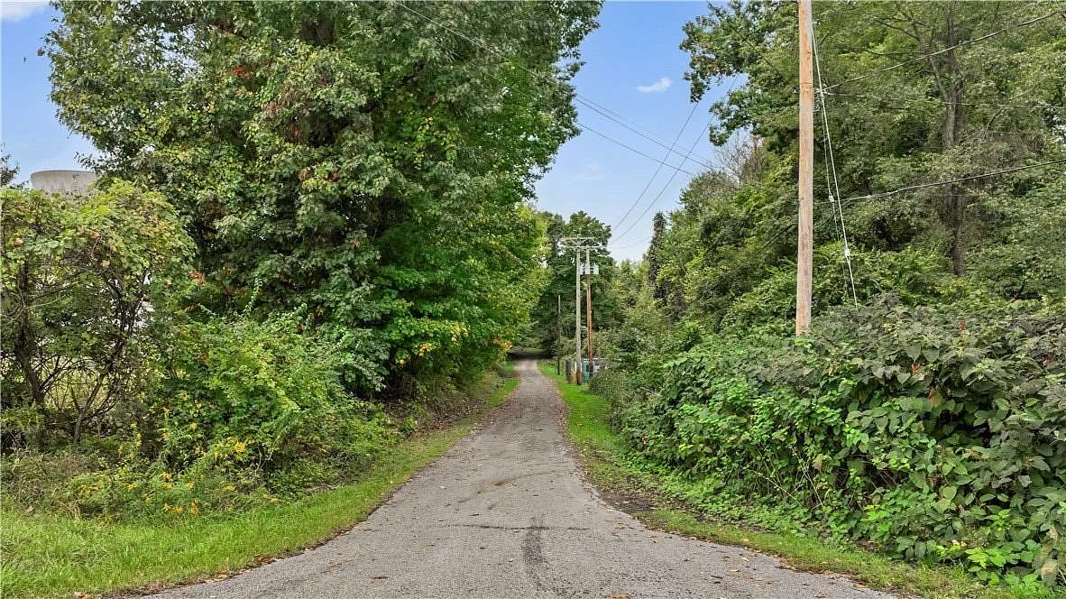 2.66 Acres of Residential Land for Sale in Shippingport, Pennsylvania