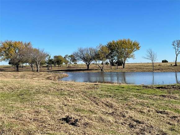 12.075 Acres of Land for Sale in Gordonville, Texas