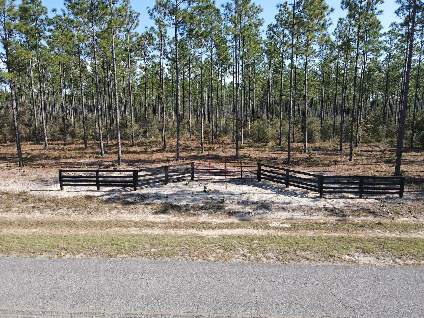 10 Acres of Land for Sale in Andalusia, Alabama